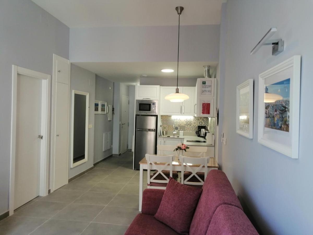 Malaga Lodge Apartments ภายนอก รูปภาพ