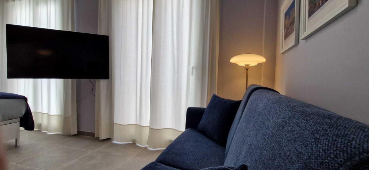 Malaga Lodge Apartments ภายนอก รูปภาพ