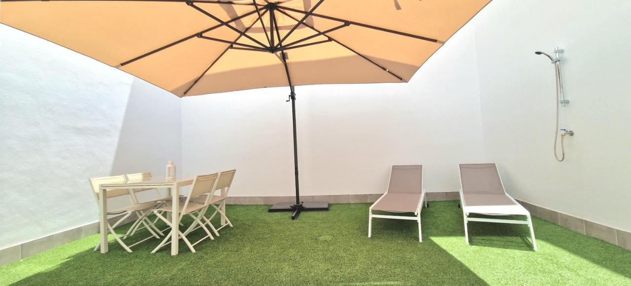 Malaga Lodge Apartments ภายนอก รูปภาพ