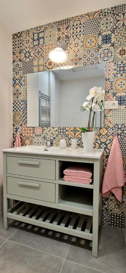 Malaga Lodge Apartments ภายนอก รูปภาพ